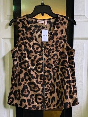 NWT Sleeveless Zip Up Animal Print Blouse Size S